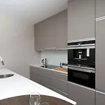 Rezulak Nadmorskie Tarasy A402 C210 קולובז'ג