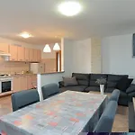 Rezulak Nadmorskie Tarasy A402 C210